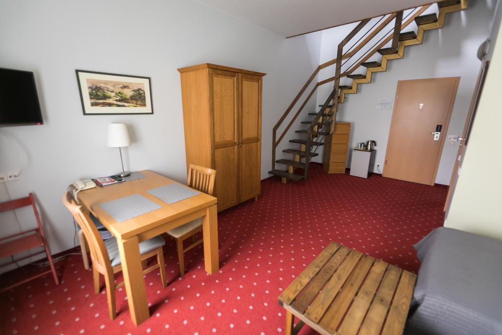 Elofthotel Vilnius Esterno foto